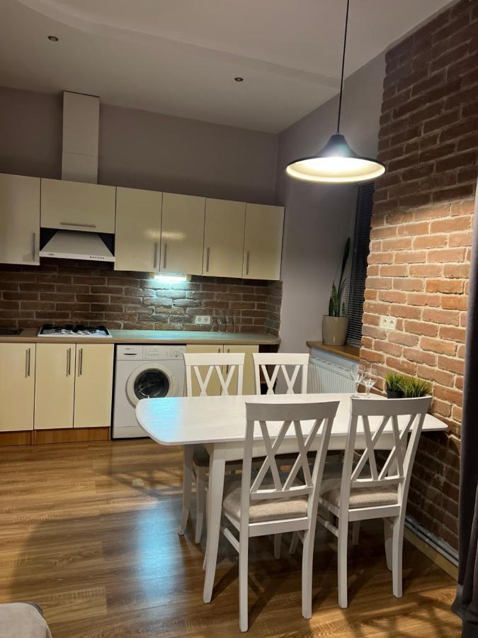 Vip Apartments ! Lviv Kültér fotó