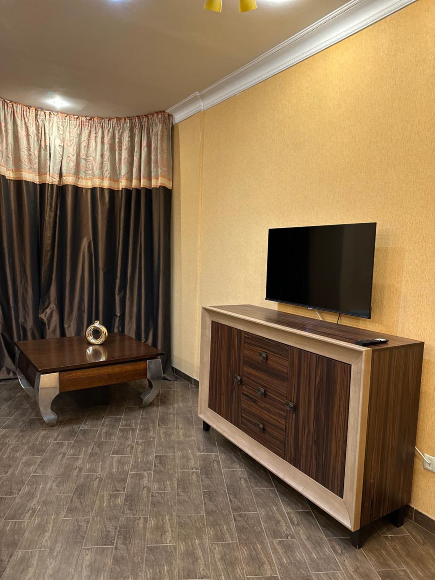 Vip Apartments ! Lviv Kültér fotó